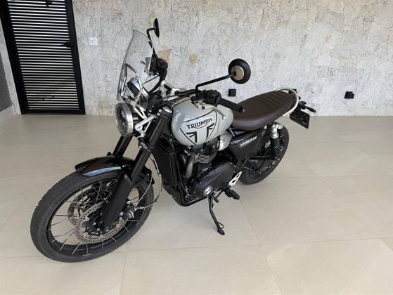 TRIUMPH BONNEVILLE SCRAMBLER 1200 X TRIUMPH BONNEVILLE SCRAMBLER 1200 X